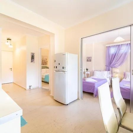 Holiday home Atalanti Gouvia